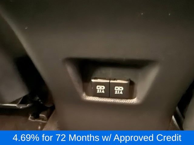 Used 2020 Toyota RAV4 XLE image 10