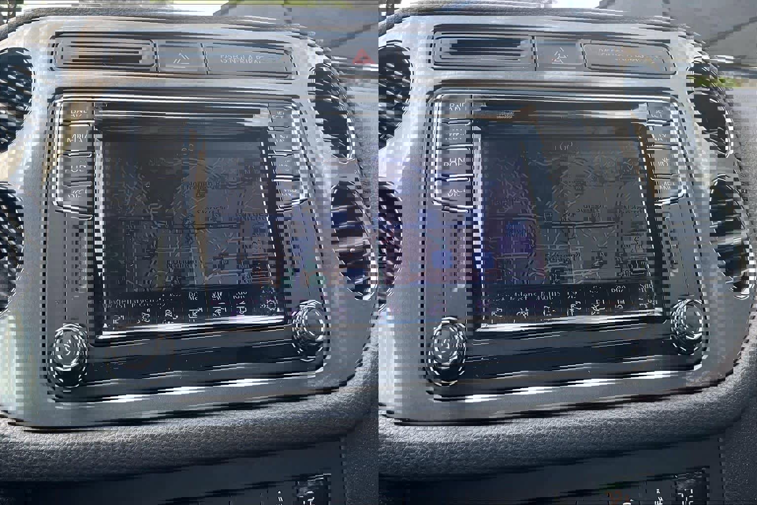 Used 2016 Volkswagen Tiguan SEL image 36