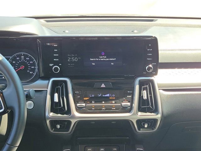 Used 2022 Kia Sorento S image 19