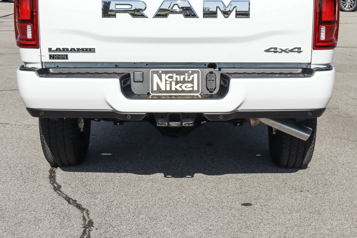 New 2027 RAM 2500 Laramie AWD/4WD image 7