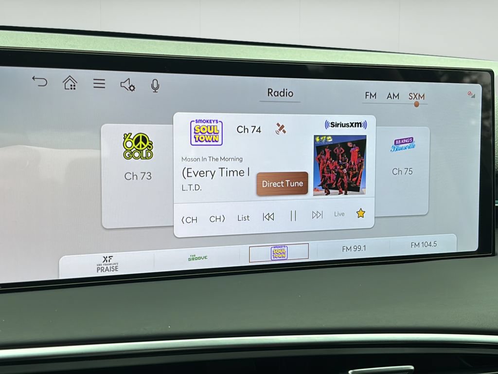 Certified 2026 Genesis GV70 2.5T AWD/4WD image 26