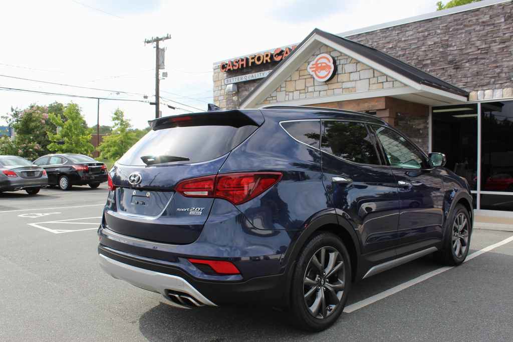Used 2017 Hyundai Santa Fe Sport FWD image 5
