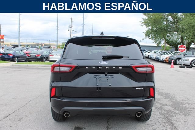 Used 2024 Ford Escape ST-Line w/ Tech Pack #1 AWD/4WD image 4