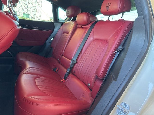 Certified 2022 Maserati Levante GT image 16