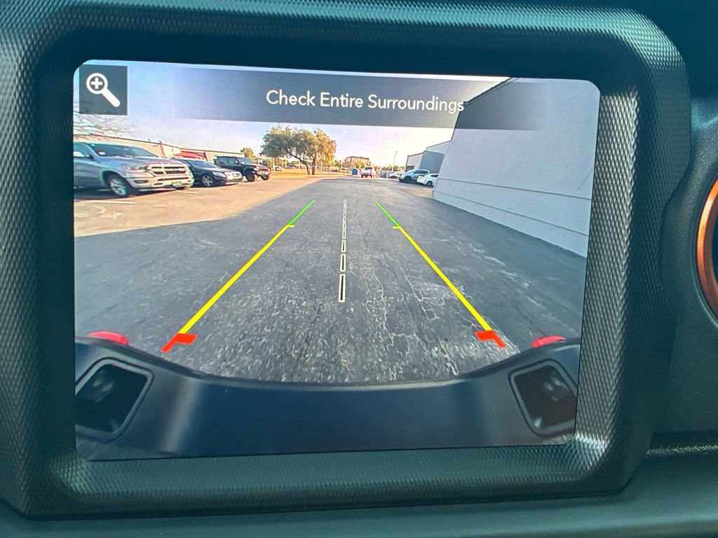 Used 2023 Jeep Gladiator Mojave w/ Trailer Tow Package image 9