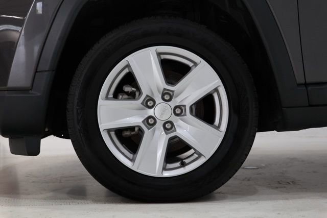 Used 2022 Jeep Compass Latitude w/ Convenience Group AWD/4WD image 9