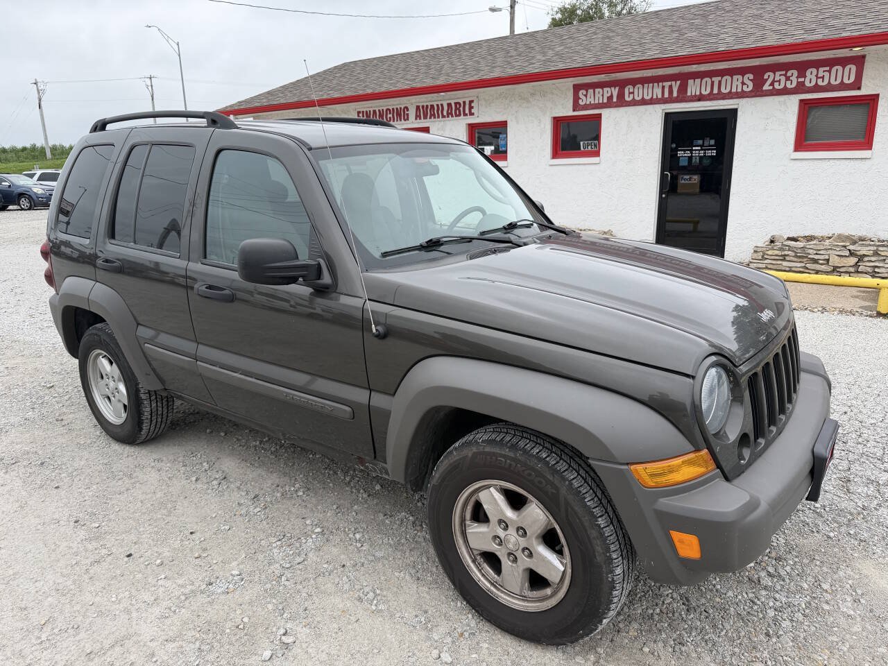 Used 2006 Jeep Liberty Sport AWD/4WD video 1