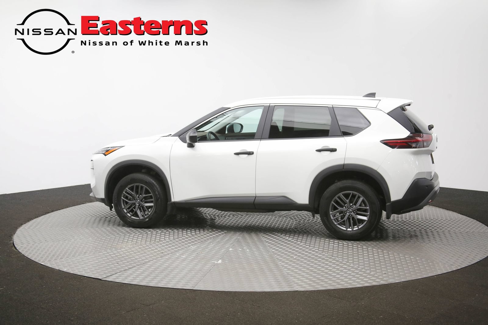 Used 2023 Nissan Rogue S AWD/4WD image 61