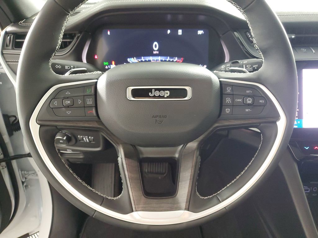 New 2026 Jeep Grand Cherokee Limited image 23