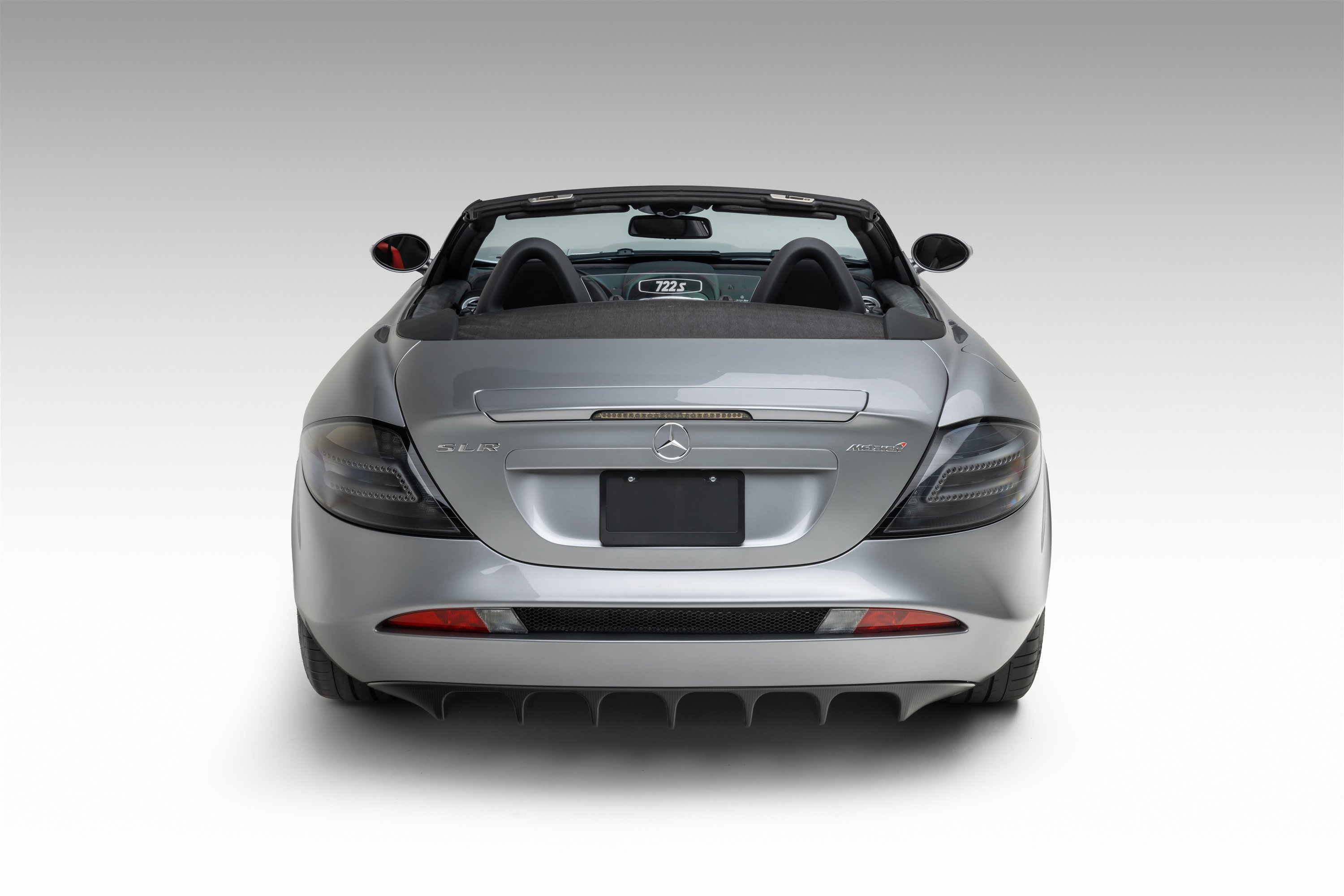 Used 2009 Mercedes-Benz SLR image 11