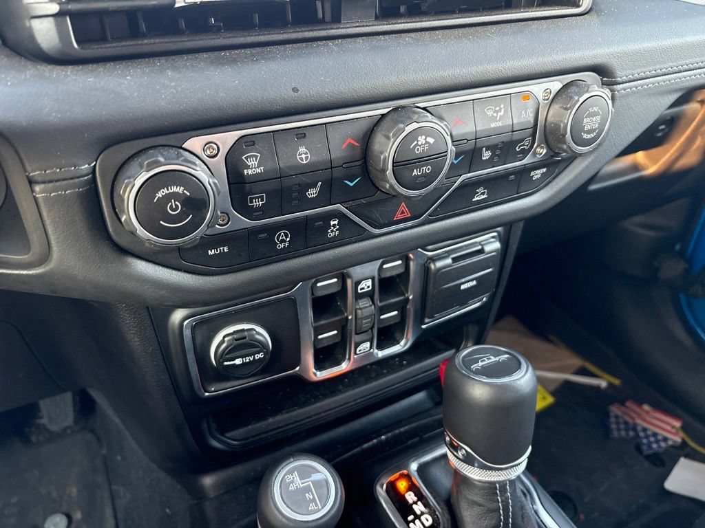 Used 2025 Jeep Gladiator Sport AWD/4WD image 23