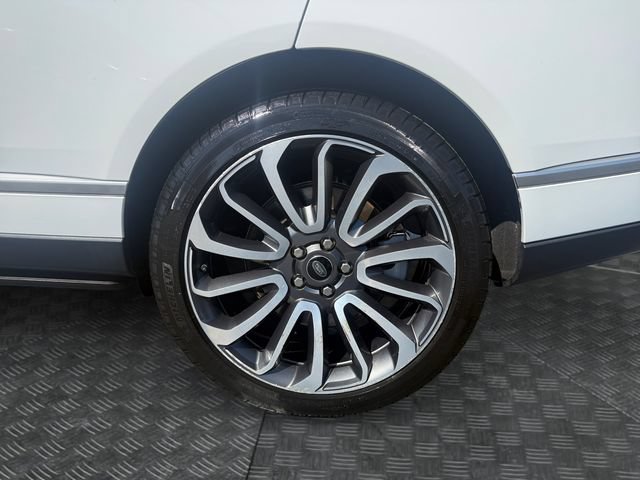 Used 2021 Land Rover Range Rover P525 Westminster Edition LWB AWD/4WD image 13