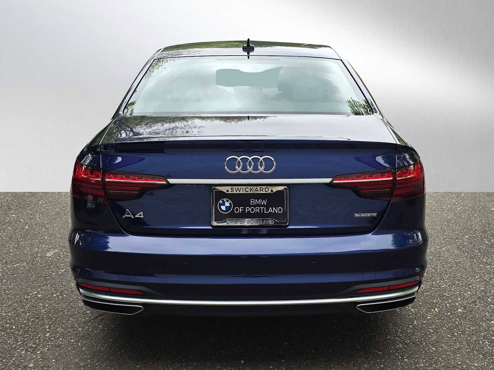 Used 2022 Audi A4 2.0T Premium Plus AWD/4WD image 4