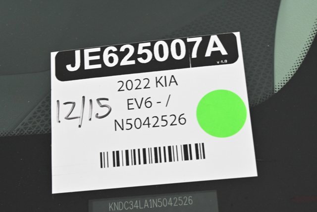 Certified 2022 Kia EV6 Wind image 32