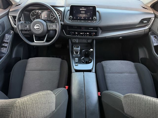 Used 2023 Nissan Rogue SV FWD image 10