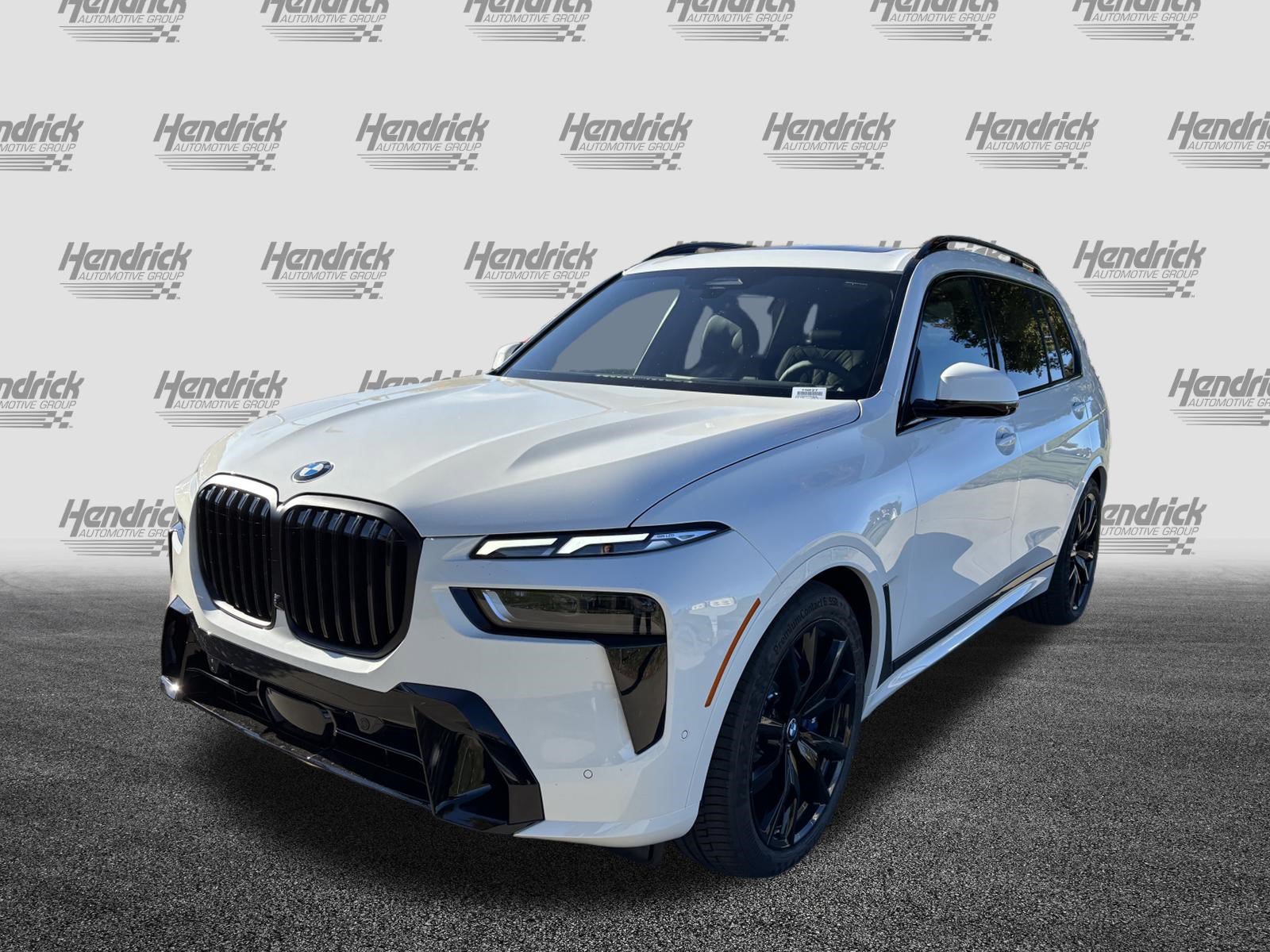 Used 2026 BMW X7 xDrive40i w/ M Sport Package AWD/4WD image 5
