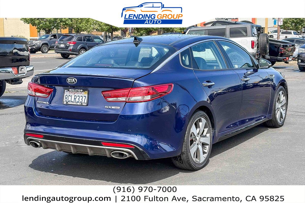 Used 2017 Kia Optima SX w/ Premium Technology Package FWD image 3