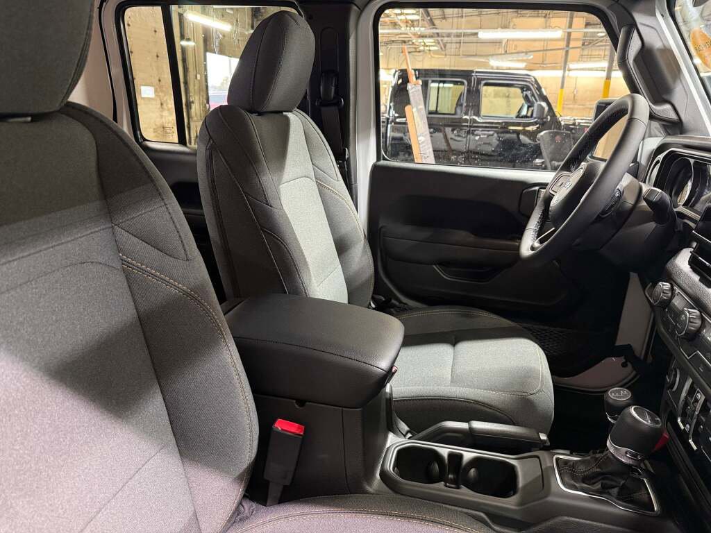 New 2026 Jeep Gladiator Sport image 22