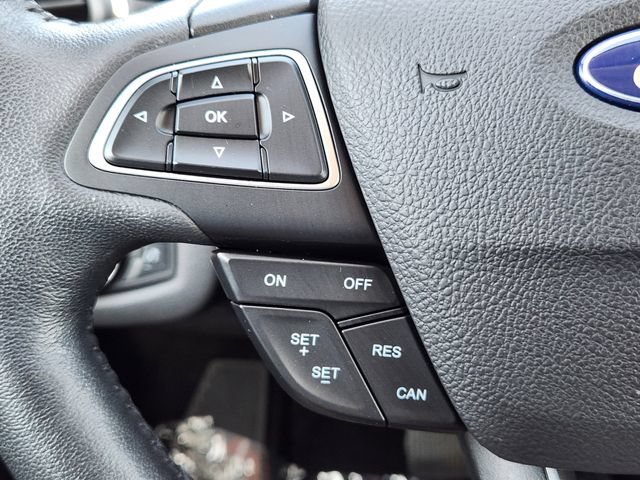 Used 2018 Ford Escape Titanium AWD/4WD image 28
