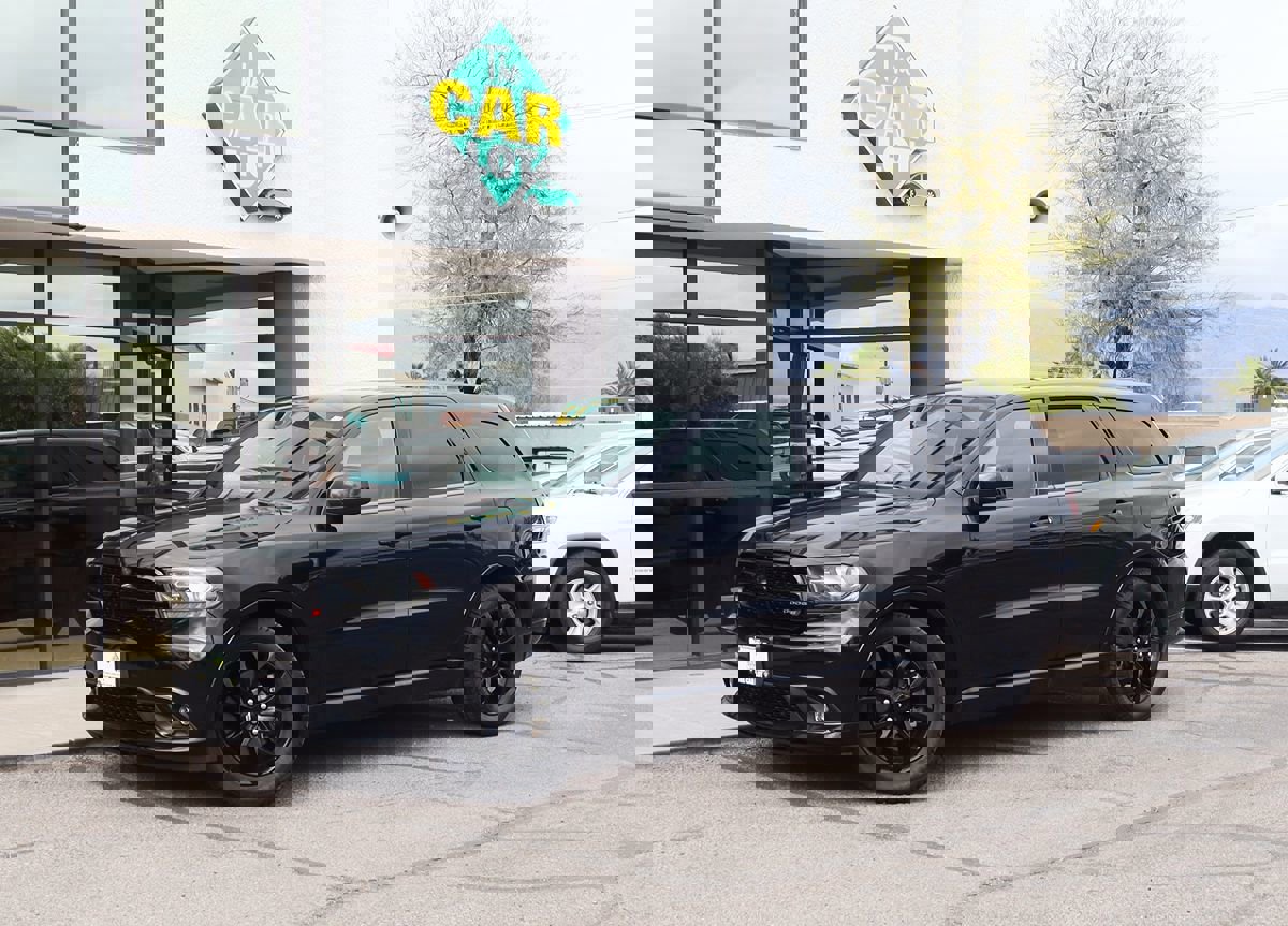 Used 2020 Dodge Durango SXT image 3