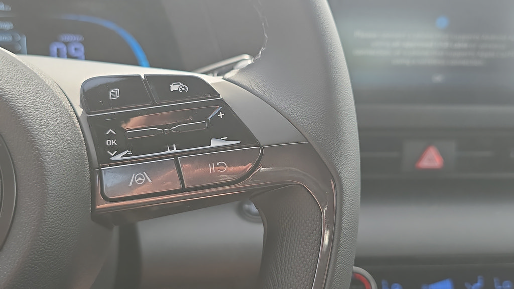 New 2026 Hyundai Elantra Sport FWD image 25