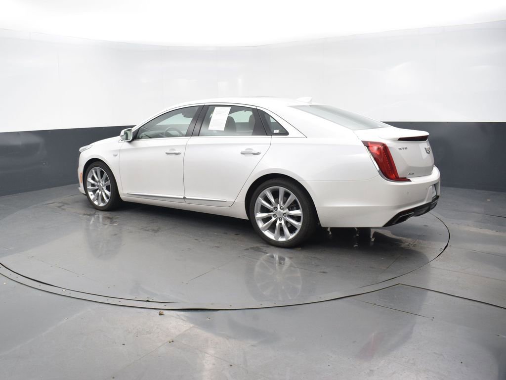 Used 2019 Cadillac XTS Vsport Platinum image 4