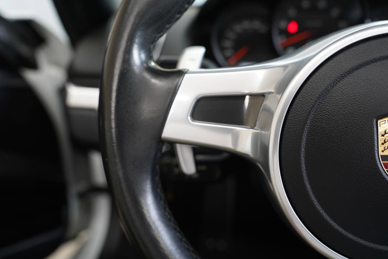 Used 2016 Porsche Boxster RWD image 13