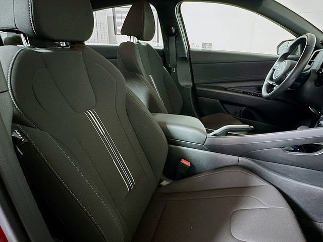 Certified 2025 Hyundai Elantra Sport w/ Cargo Package FWD image 23