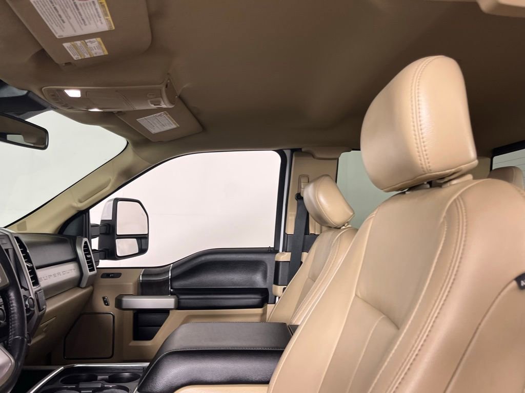 Used 2020 Ford F250 Lariat w/ Chrome Package image 25