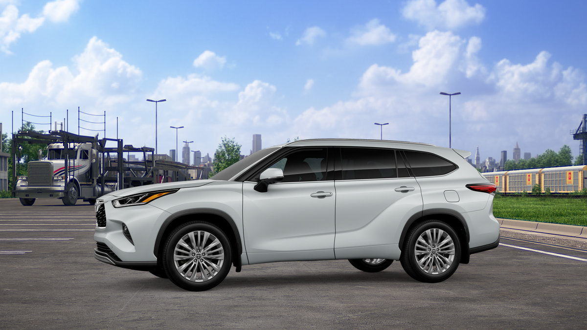 New 2026 Toyota Highlander Platinum AWD/4WD image 3