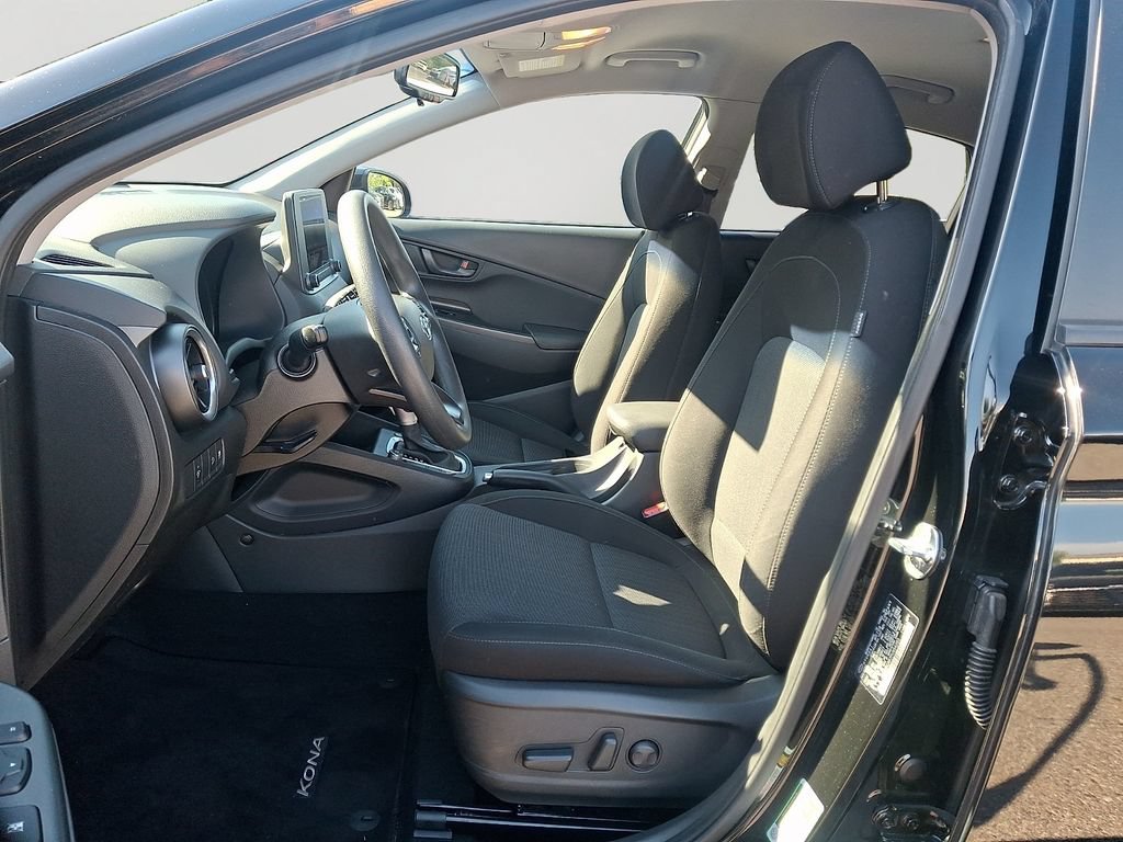 Used 2023 Hyundai Kona SEL AWD/4WD image 13