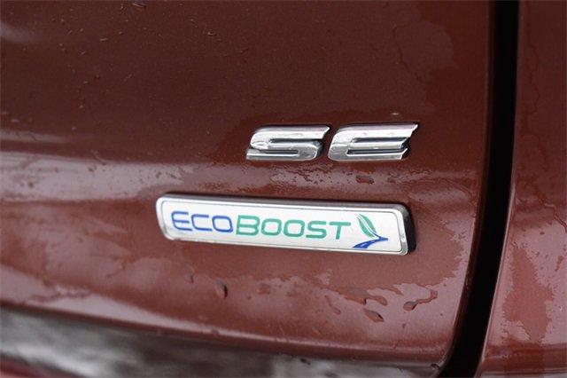 Used 2015 Ford Fusion SE image 11