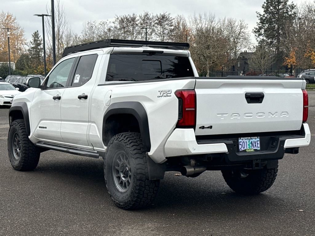 Used 2024 Toyota Tacoma TRD Off-Road image 3