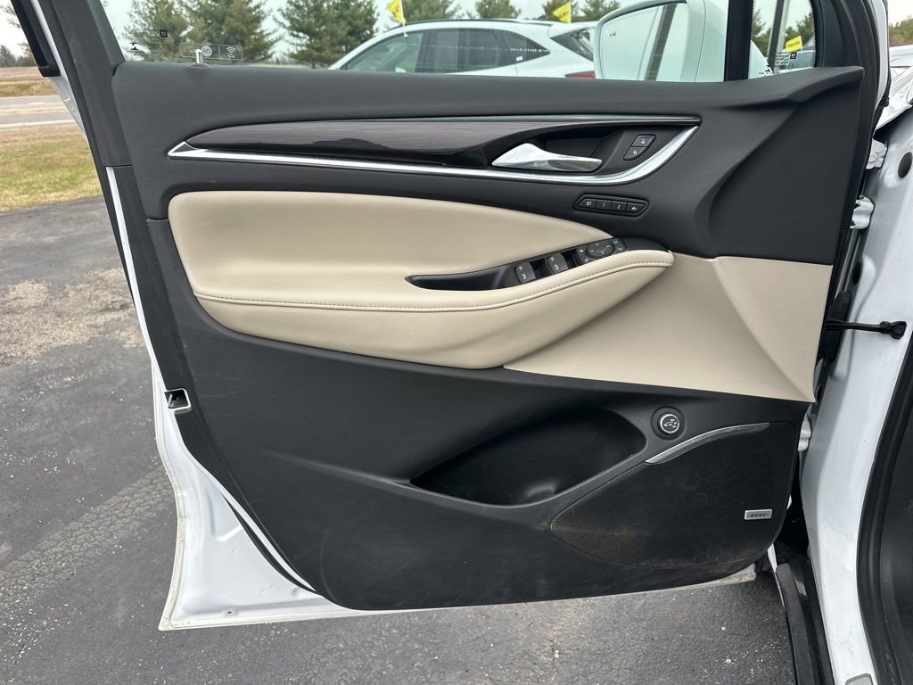 Used 2018 Buick Enclave Premium w/ Trailering Package image 21