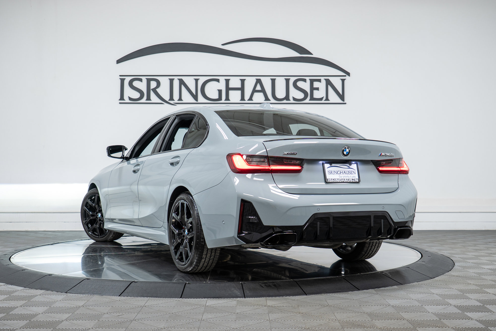 Used 2025 BMW M340i xDrive w/ Premium Package image 28