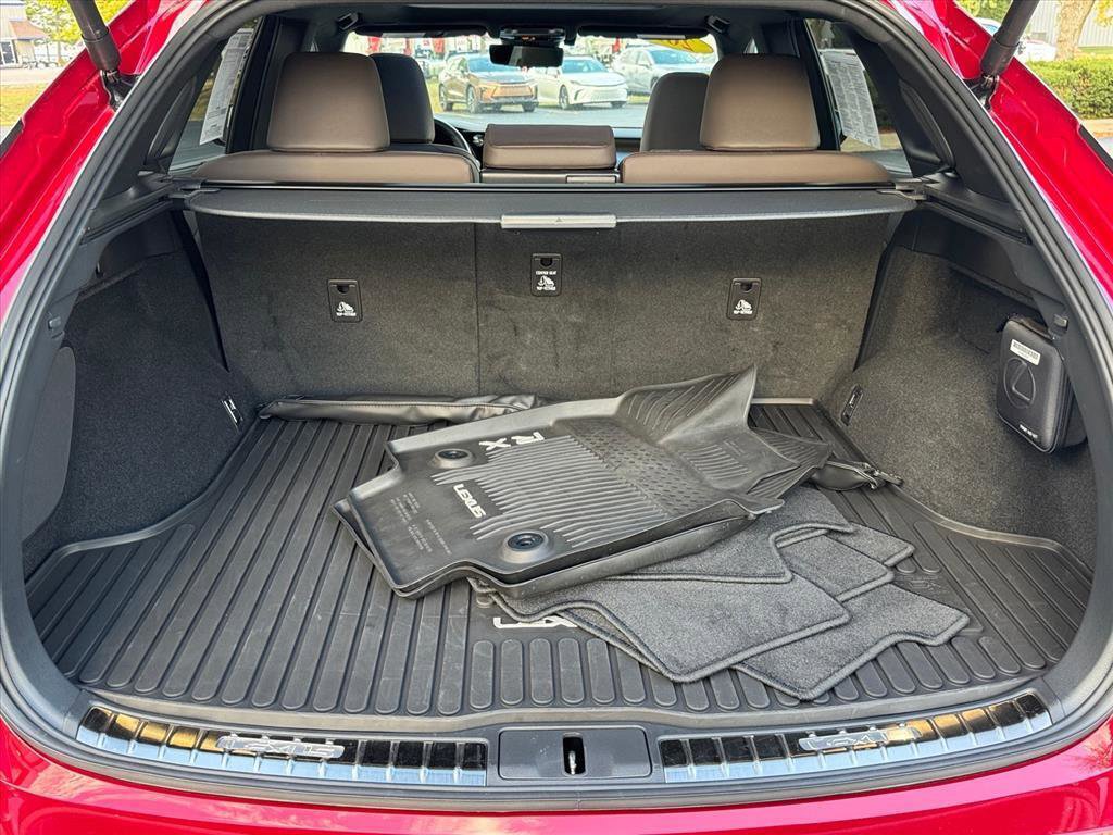 Used 2025 Lexus RX 450h AWD w/ Convenience Package image 4