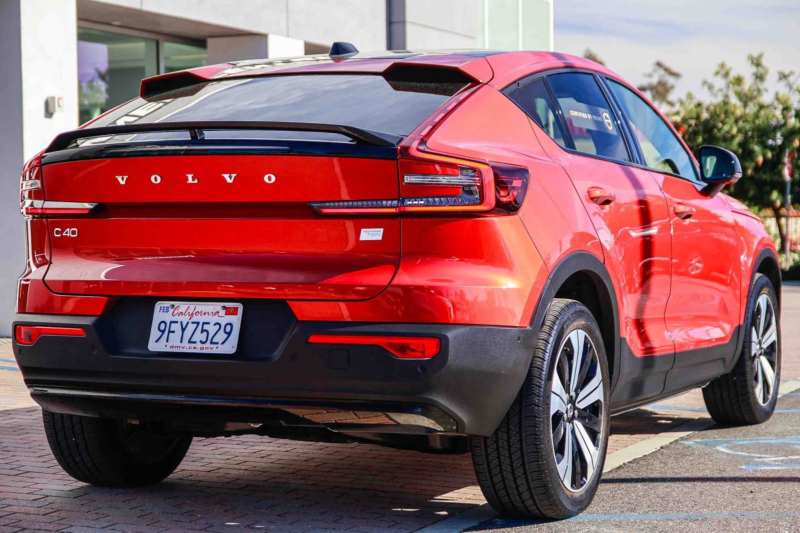 Used 2023 Volvo C40 P8 Recharge Plus image 8