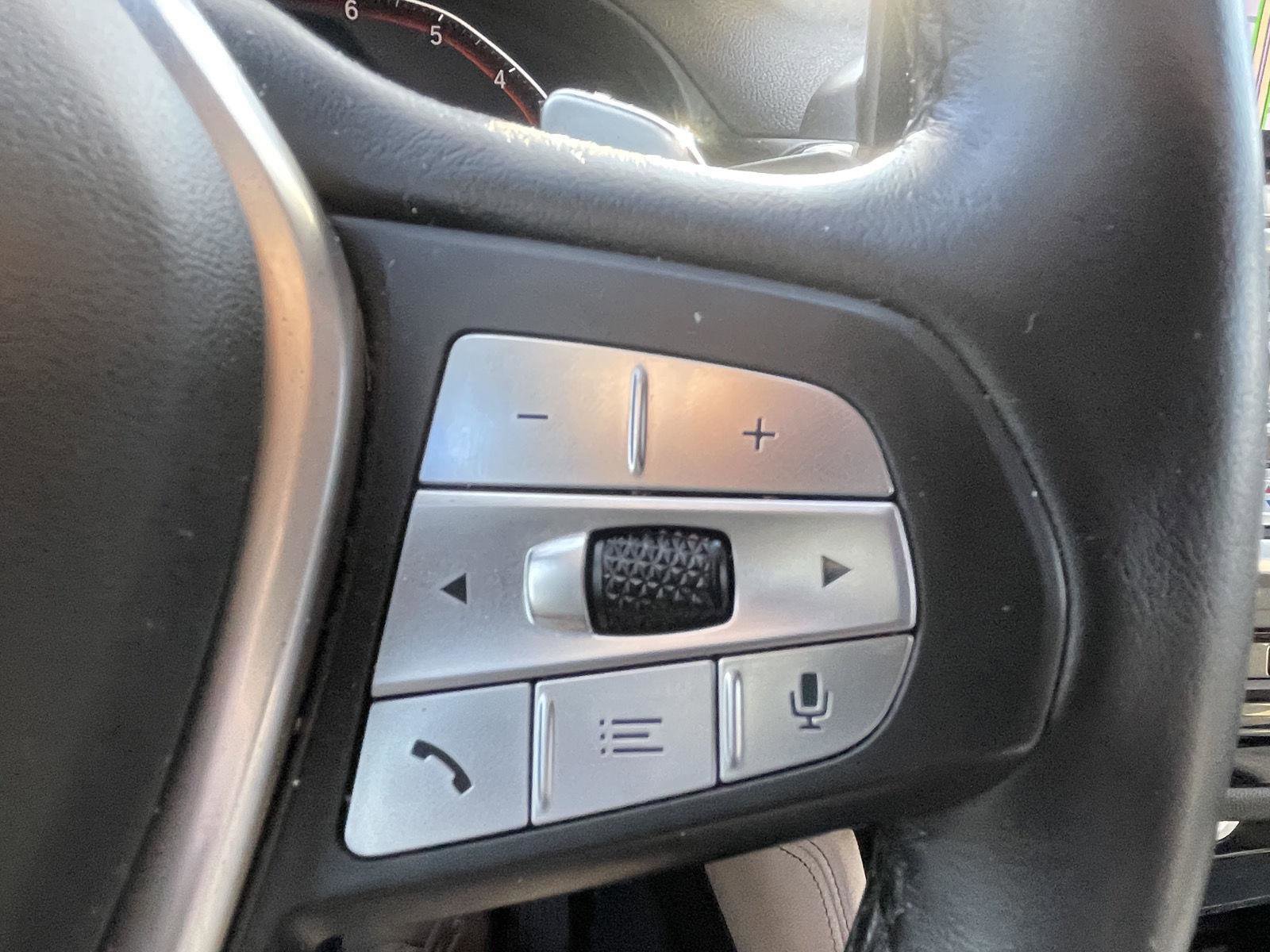 Used 2022 BMW X4 xDrive30i w/ Premium Package image 17