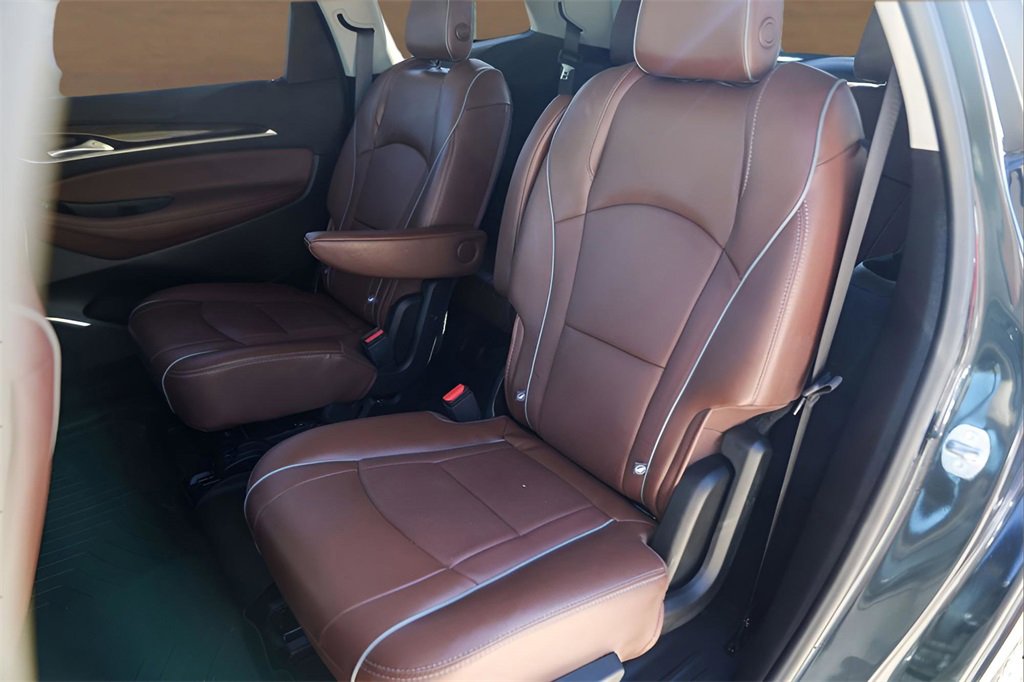 Used 2018 Buick Enclave Avenir w/ Avenir Technology Package image 26