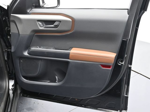 Certified 2025 Ford Bronco Sport Outer Banks w/ Outer Banks Tech Package+ AWD/4WD image 30