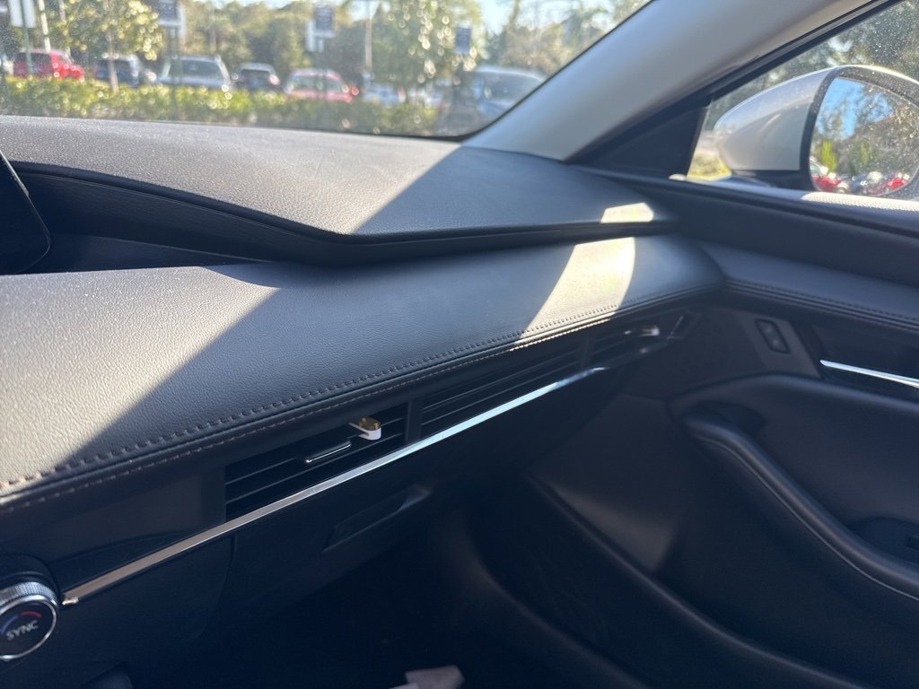 Used 2024 MAZDA MAZDA3 s image 19