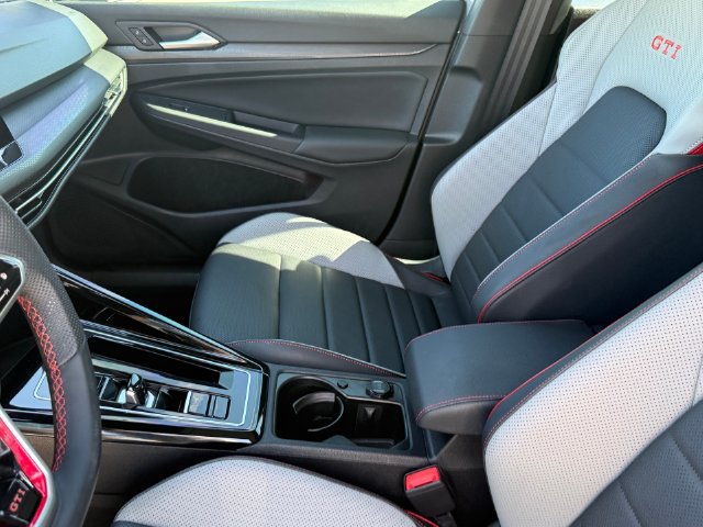 Used 2024 Volkswagen GTI SE FWD image 14