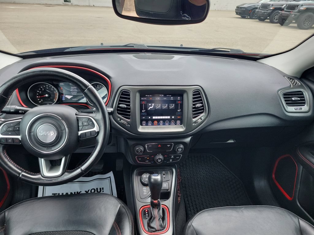 Used 2020 Jeep Compass Trailhawk AWD/4WD image 7