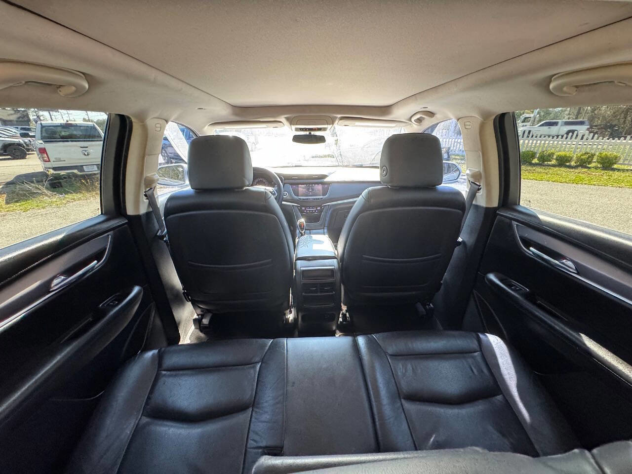 Used 2017 Cadillac XT5 Luxury image 42
