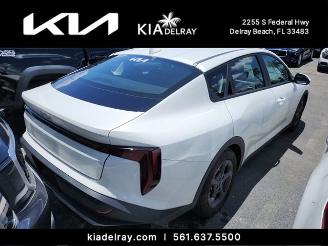 Used 2025 Kia K4 FWD image 2
