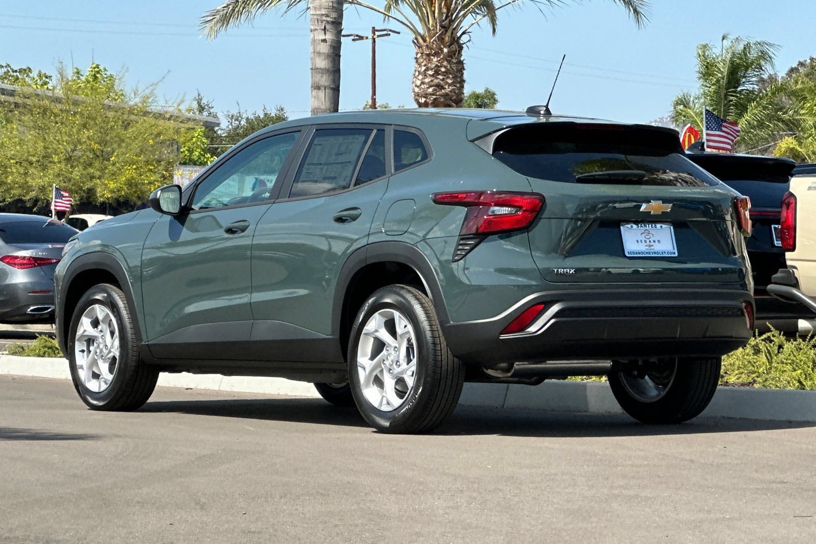 New 2026 Chevrolet Trax LS w/ LS Convenience Package FWD image 6