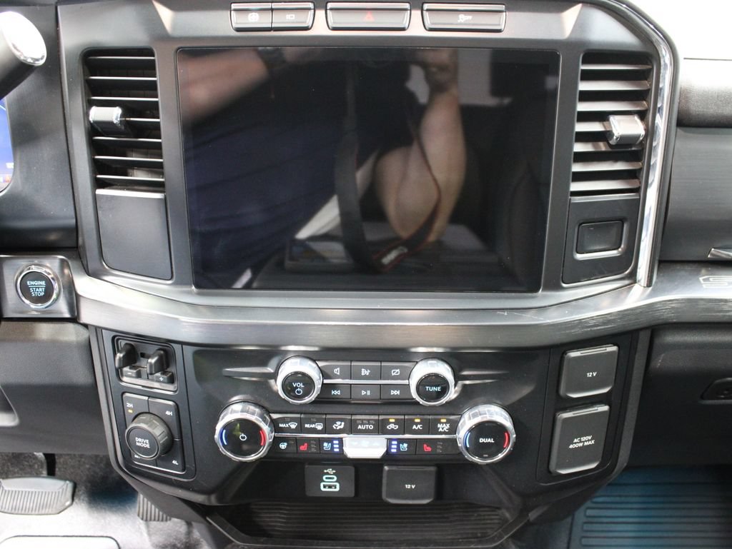 Used 2024 Ford F350 Lariat AWD/4WD image 20