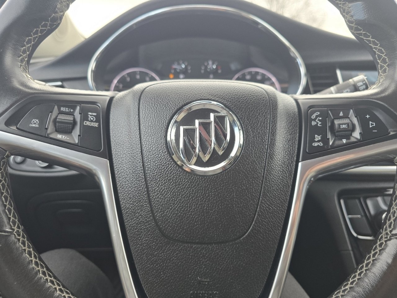 Used 2017 Buick Encore Preferred image 23