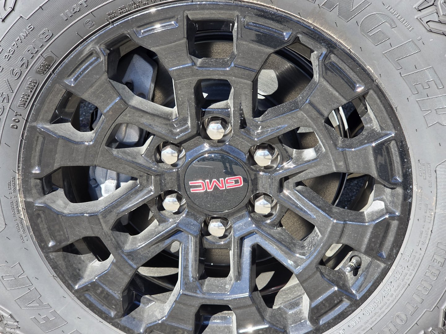 New 2026 GMC Canyon Elevation w/ Convenience Package AWD/4WD image 12