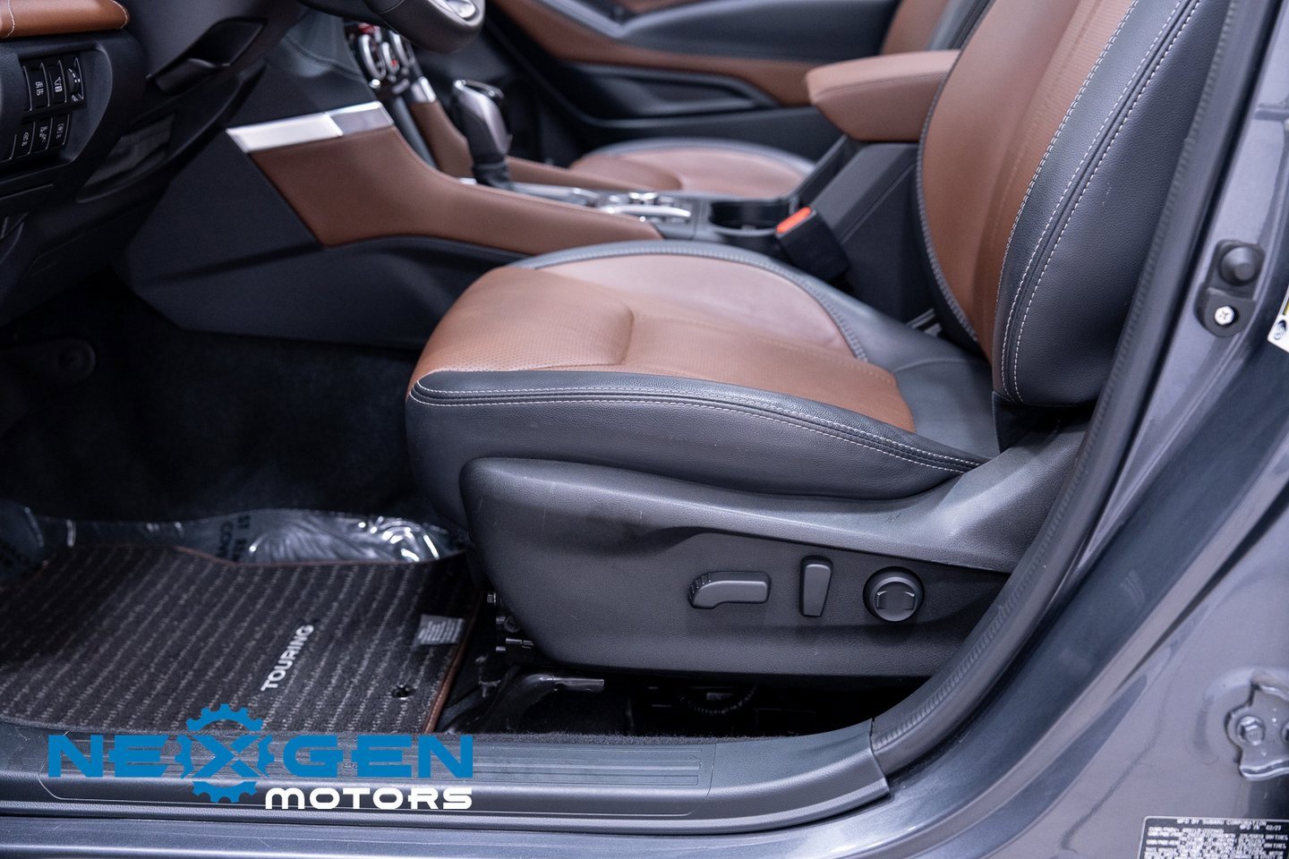 Used 2023 Subaru Forester Touring image 27